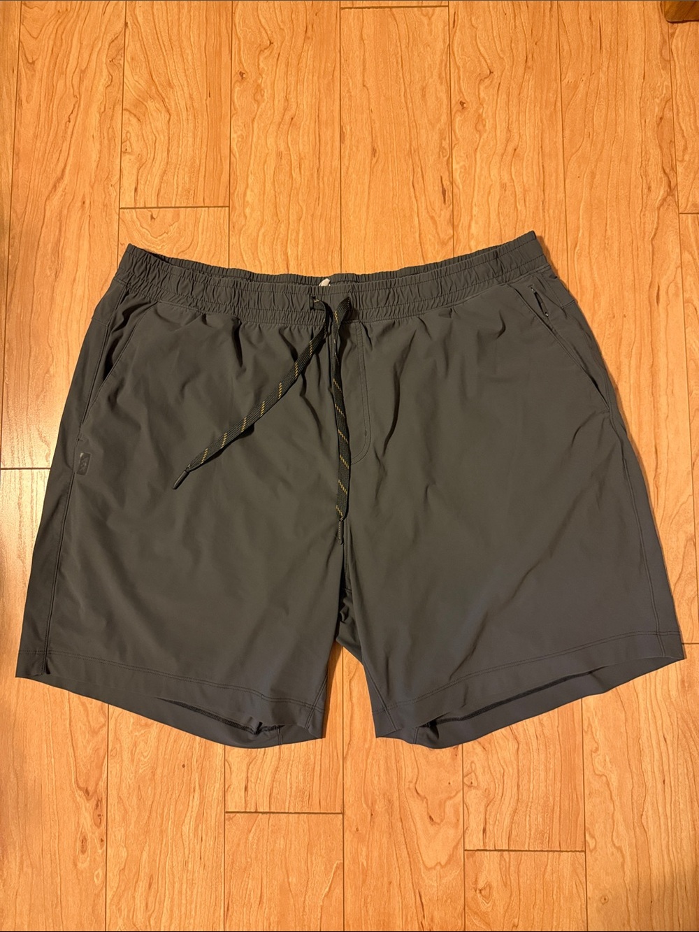 RHONE Men's Charcoal Drawstring Performance Shorts